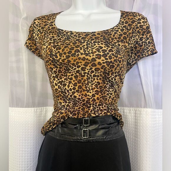 Vintage 90’s y2k Eye Candy Leopard Print Top - Picture 2 of 7